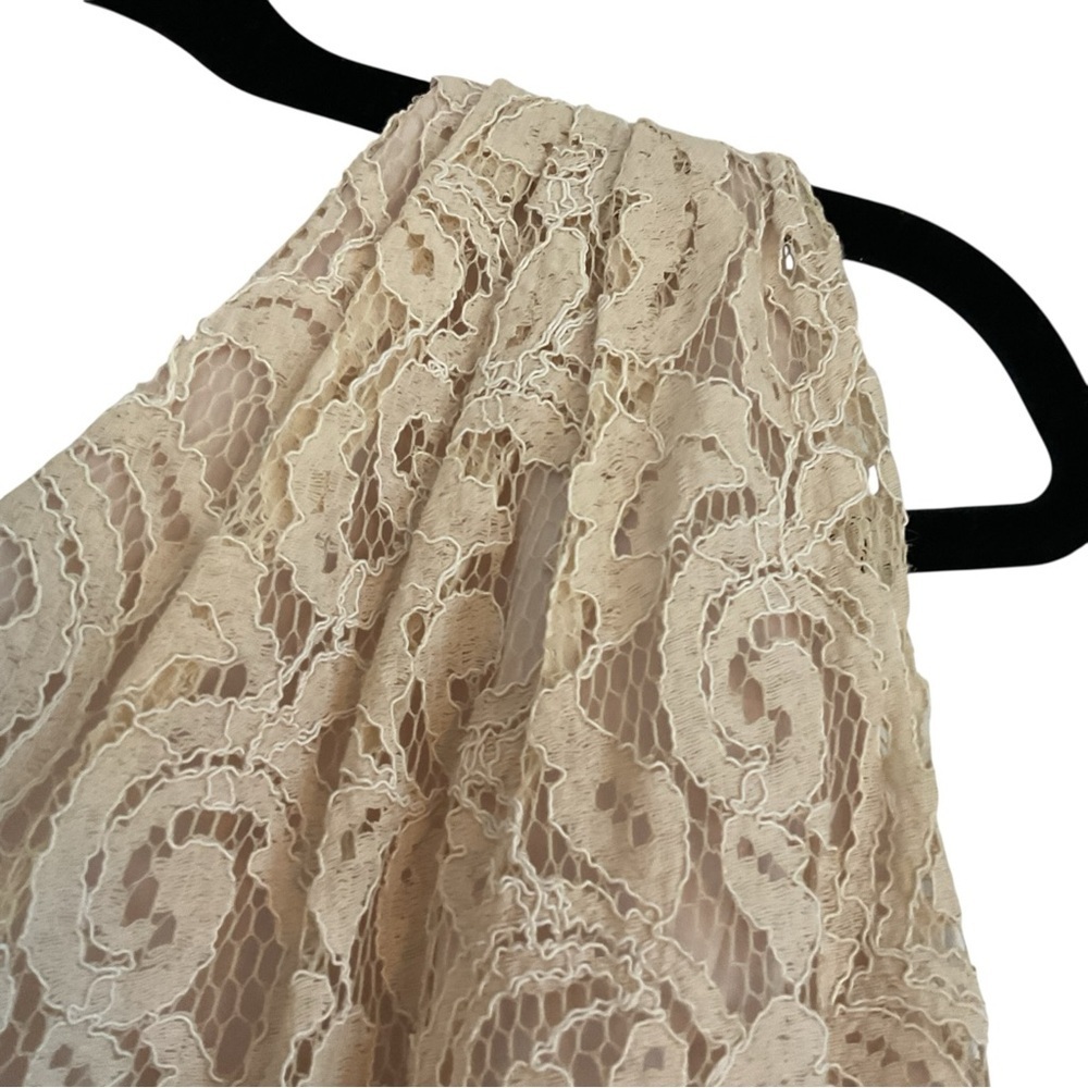 Jasmine Beautiful Lace One Shoulder Beige Dress
Size 6 - Picture 5 of 7